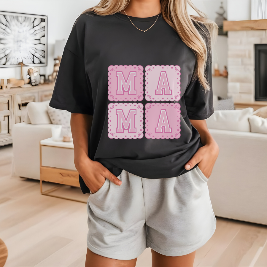 Tee "Mama" Coquette Style | For Moms with a Unique and relaxing Look